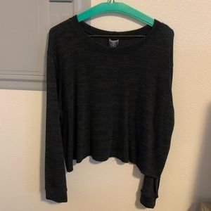 Agnes and Dora Black cropped sweater